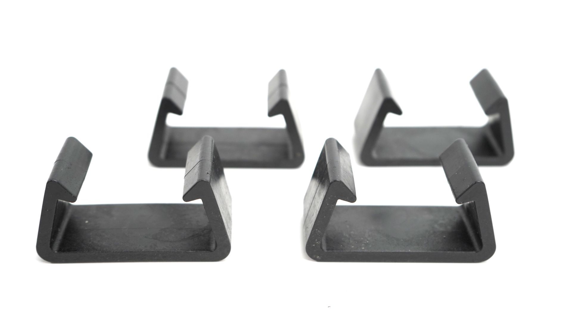 Furniture Clips arteliadesign.co.uk