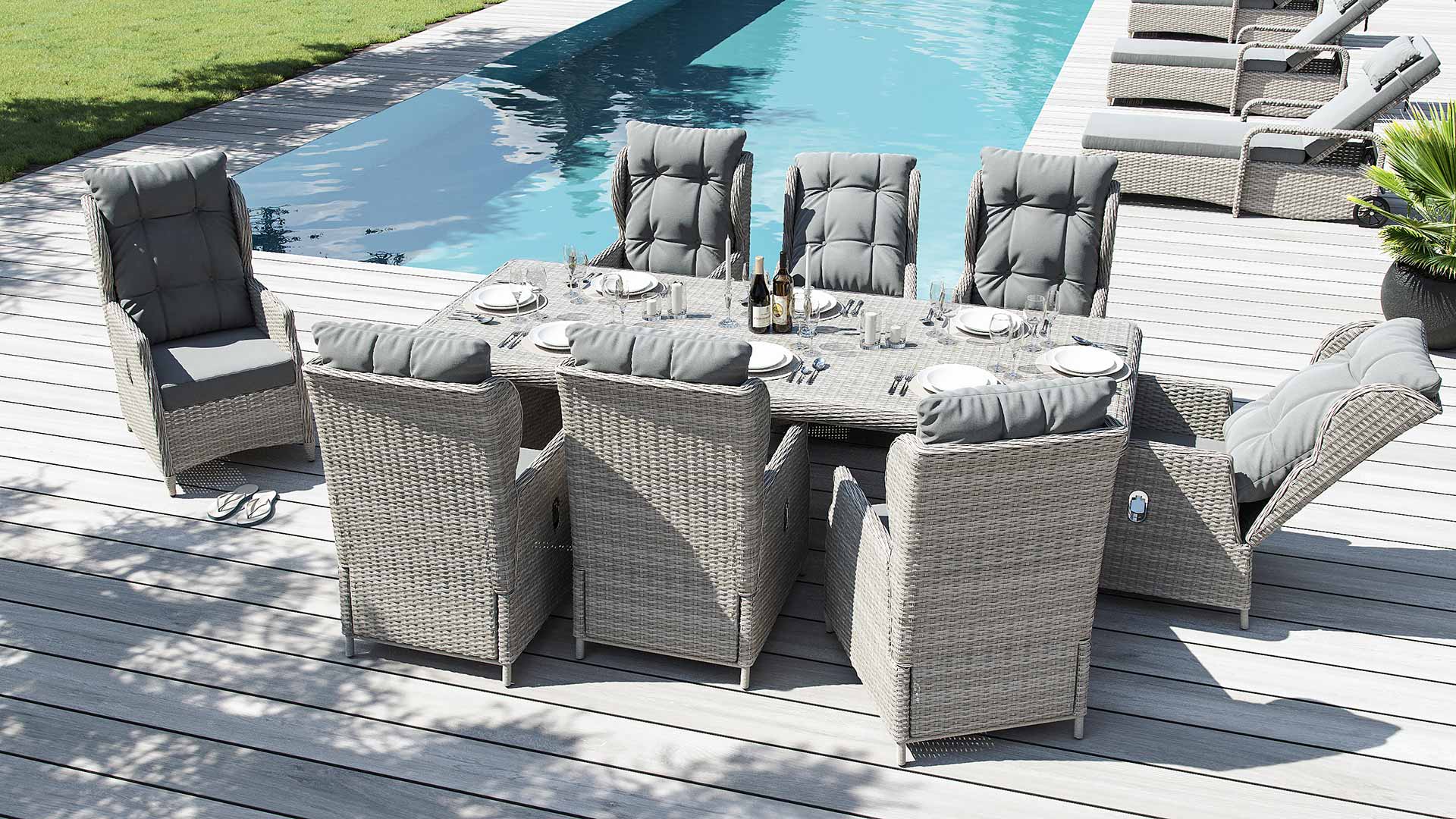 Rattan Dining Table Set Bariya XL